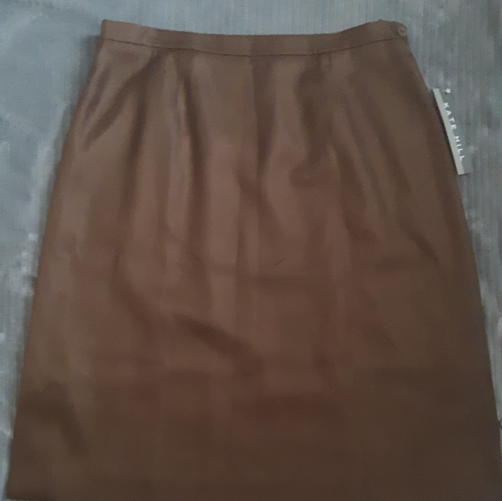 Kate Hill 100% silk midi skirt.